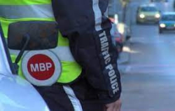 От полицейски служители на ОДМВР-Благоевград са задържани двама водачи на