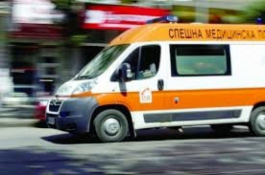 Трима младежи загинаха при тежка катастрофа край Дулово, предадеБНТ.В катастрофиралия