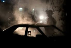 Лек автомобил Мини купър бе опожарен тази нощ в Сандански.