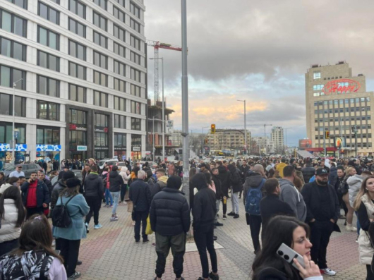 Евакуираха посетителитена един от големите търговски центрове в София, научи