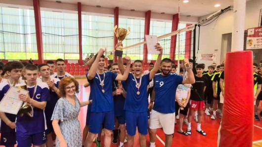 Повод за гордост са учениците – волейболисти на СУ Братя