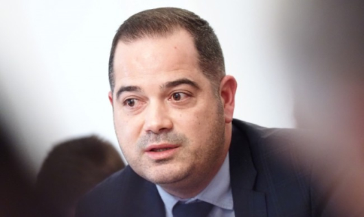 Вътрешният министър Калин Стоянов трябва да се яви днес пред