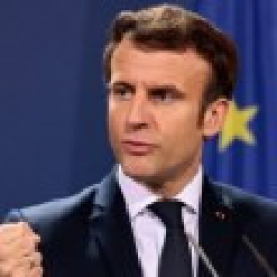 Френският президент Еманюел Макрон понесе тежко и безспорно поражение на