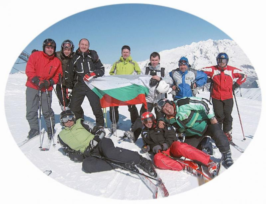 Благоевградската група развя българското знаме във френските Алпи
